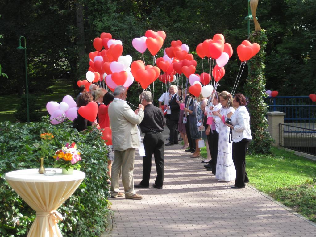 Parkhotel Gueldene Berge Weißenfels Kültér fotó