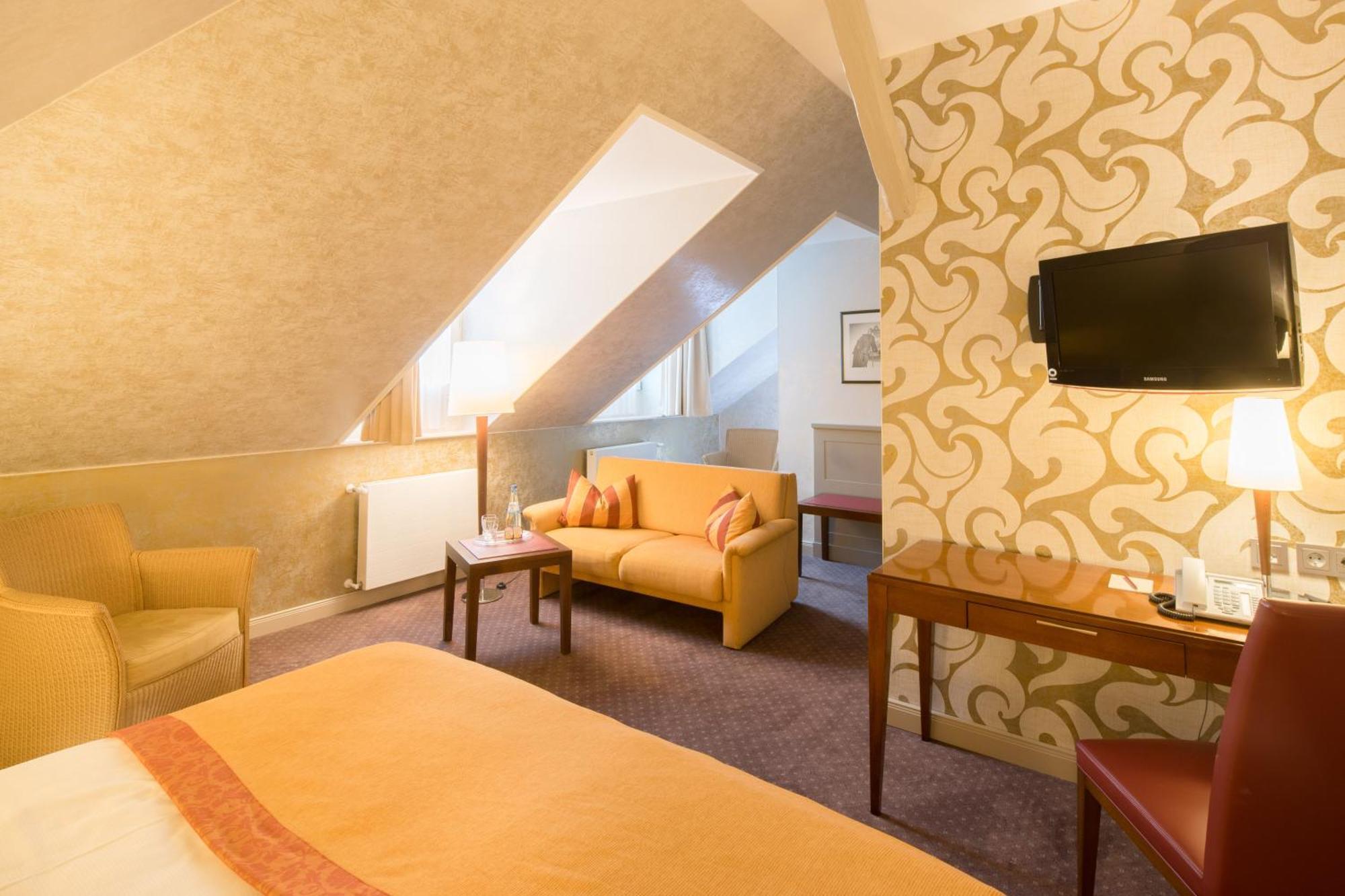 Parkhotel Gueldene Berge Weißenfels Kültér fotó