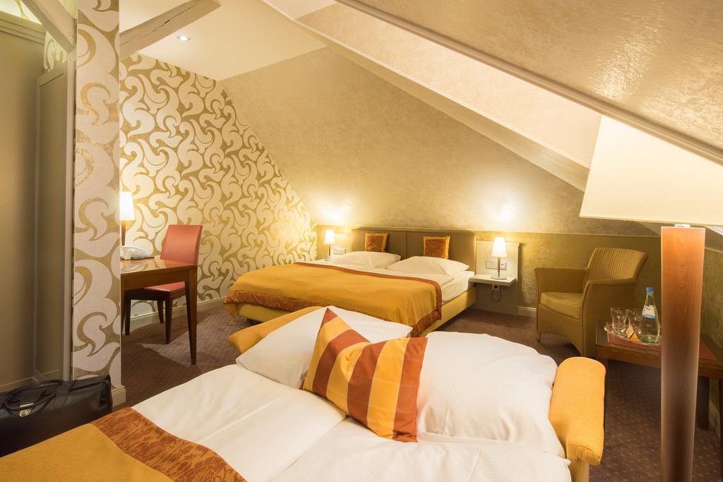 Parkhotel Gueldene Berge Weißenfels Kültér fotó