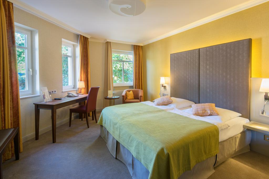 Parkhotel Gueldene Berge Weißenfels Kültér fotó